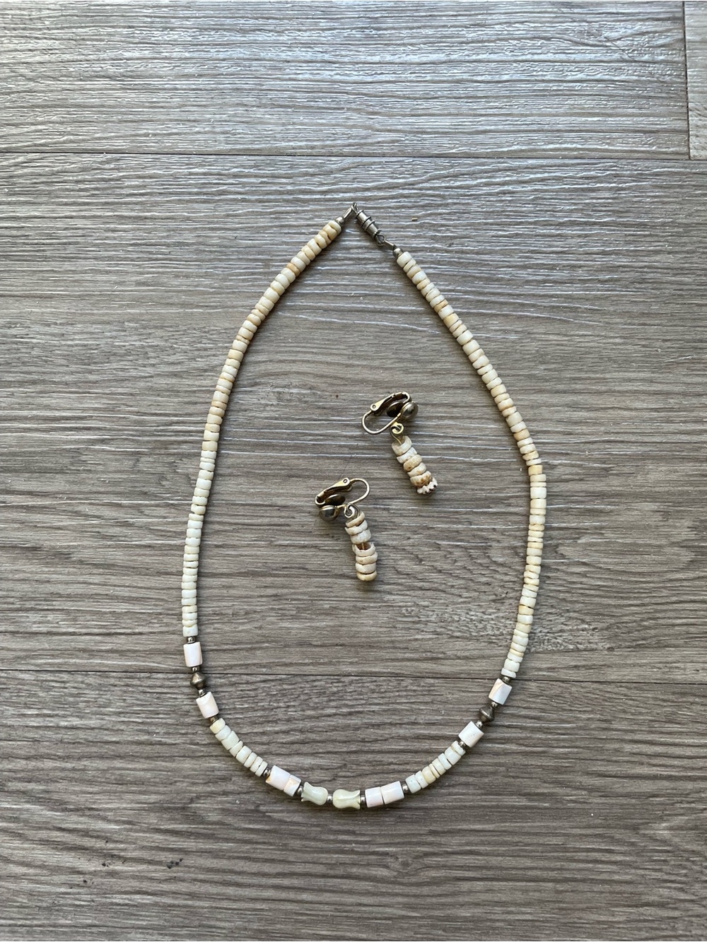 VTG Tiger Puka Shell Genuine Stone Hawaii  Necklace 16.5" MATCHING CLIP EARRINGS